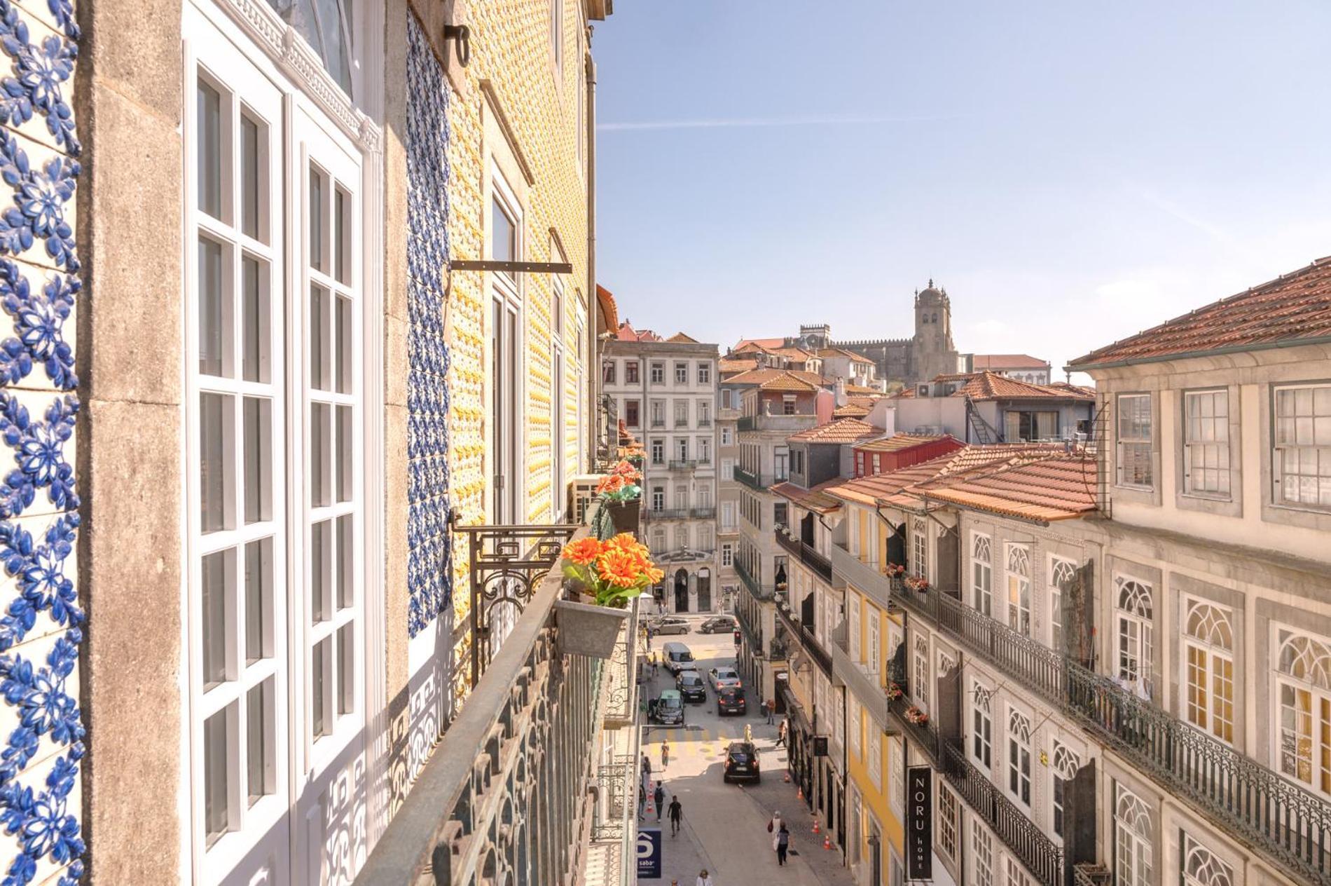 Appartamento Historical Penthouse At Cardosas Block OOporto Esterno foto